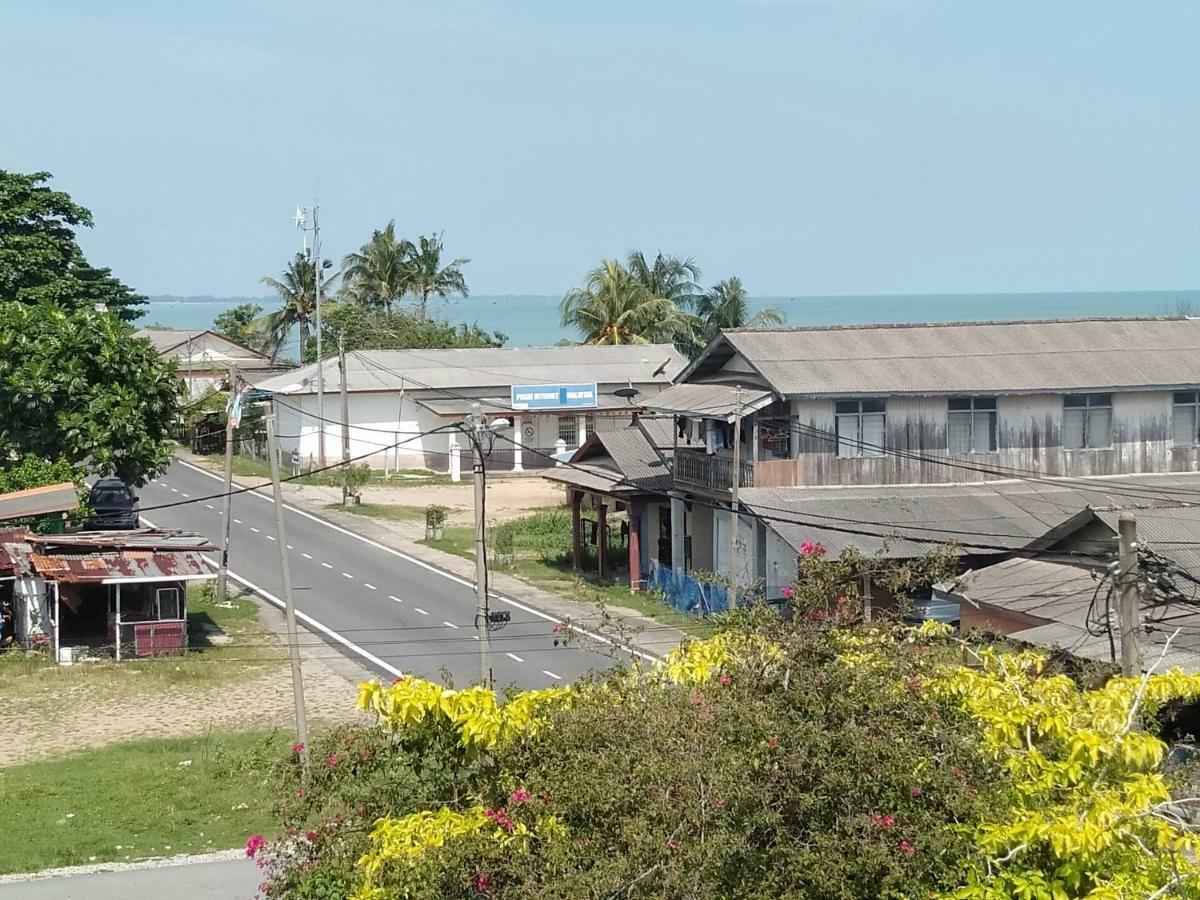 Rumah Hentian Ayah Кампунґ-Куала-Бесут Екстер'єр фото